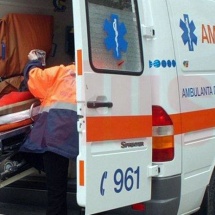 AMBULANŢA VÂLCEA. Sute de cazuri grave în judeţ. Accidente vasculare, coronariene, pancreatite şi multe altele