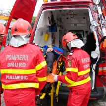 VÂLCEA. 70 de situaţii de urgenţă, două persoane decedate şi 65 de pacienţi transportaţi la spital