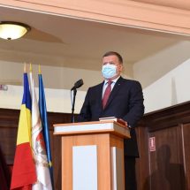 FOTO- VIDEO. Primarul Gutău a depus jurâmântul: “Să lăsăm politica deoparte și tot ceea ce facem să facem în folosul cetăţenilor”