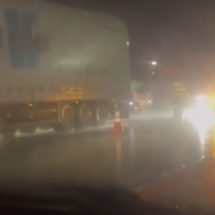 VIDEO. ACCIDENT GRAV la BĂBENI. Femeie lovită de un autoturism