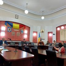 Primarul Mircia Gutău va sta de vorbă cu râmnicenii în cadrul primei sesiuni de audienţe din acest an